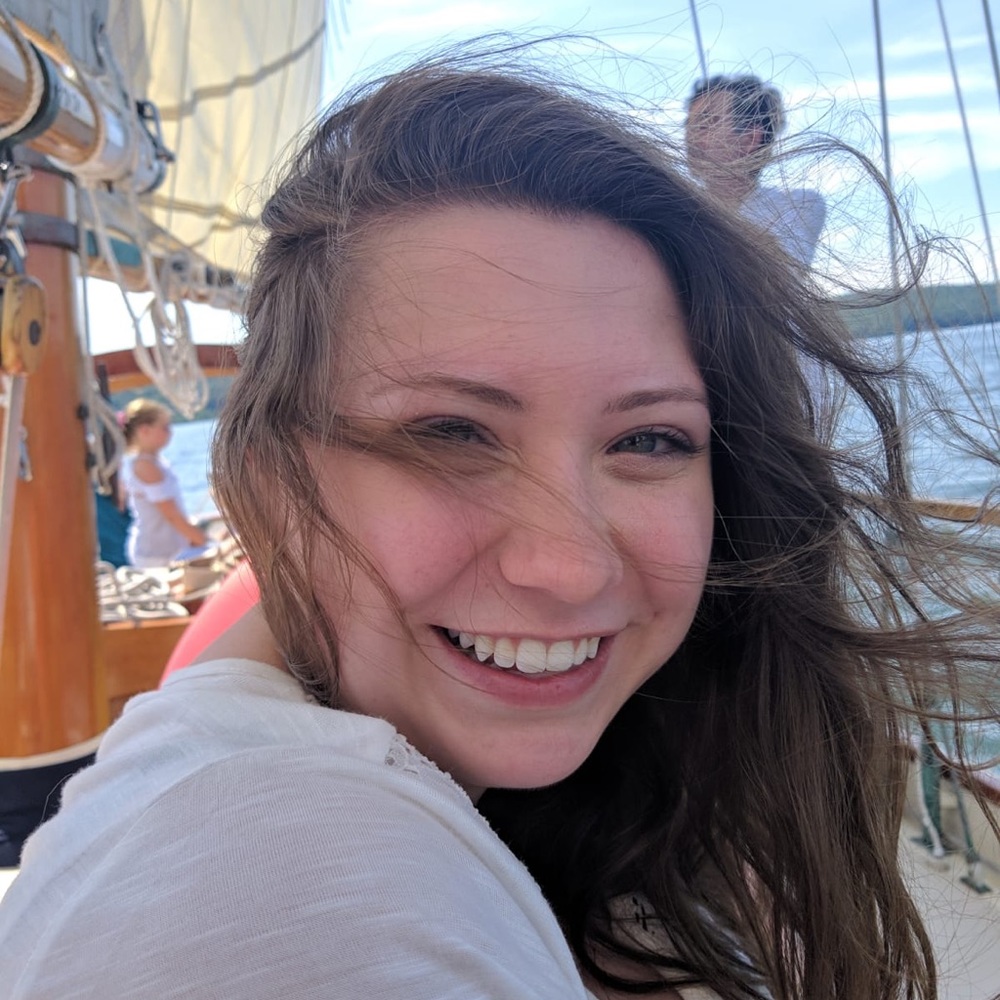Meet your Posher, Marisa